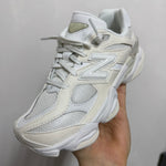 New Balance 9060 LL Bianco Beige