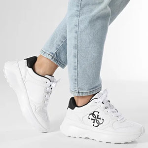 Guess LUCKEI Sneakers Donna Bianca