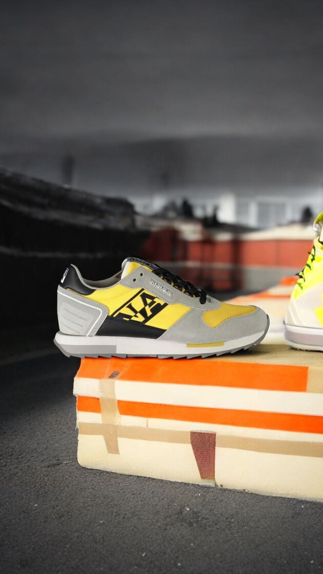 Napapijri Virtus Grigio Giallo Uomo