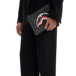 Sprayground Pochette Dripping Shark in Paris Nero Scacchi