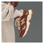 New Balance 9060 Rich Oak Marrone Unisex