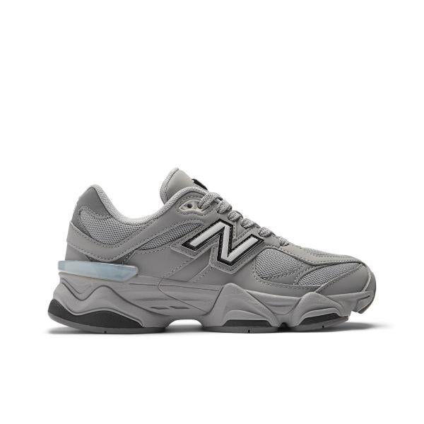 New Balance 9060 Grigio Scuro Monocrome