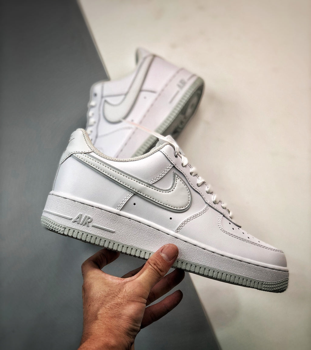 Nike Air Force 1 '07 Bianco Grigio