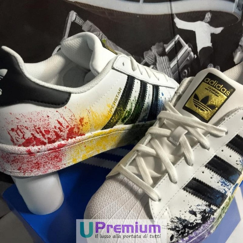 Superstar bianche con schizzi di colore Clearance